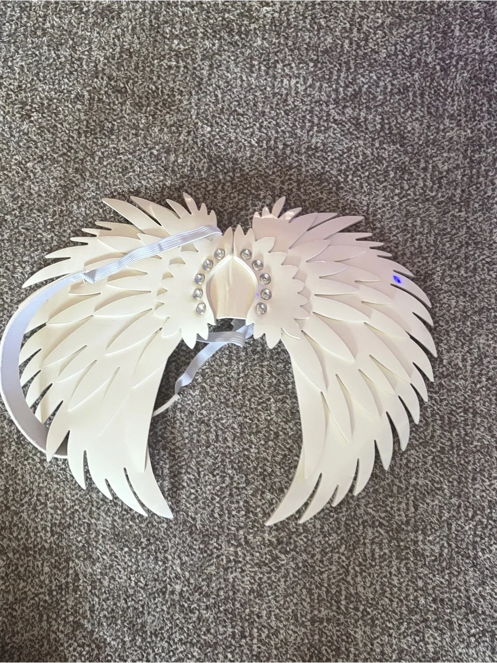 Fallen wings White Decorative Angel Wings Wall Accent with Rhinestone Detail